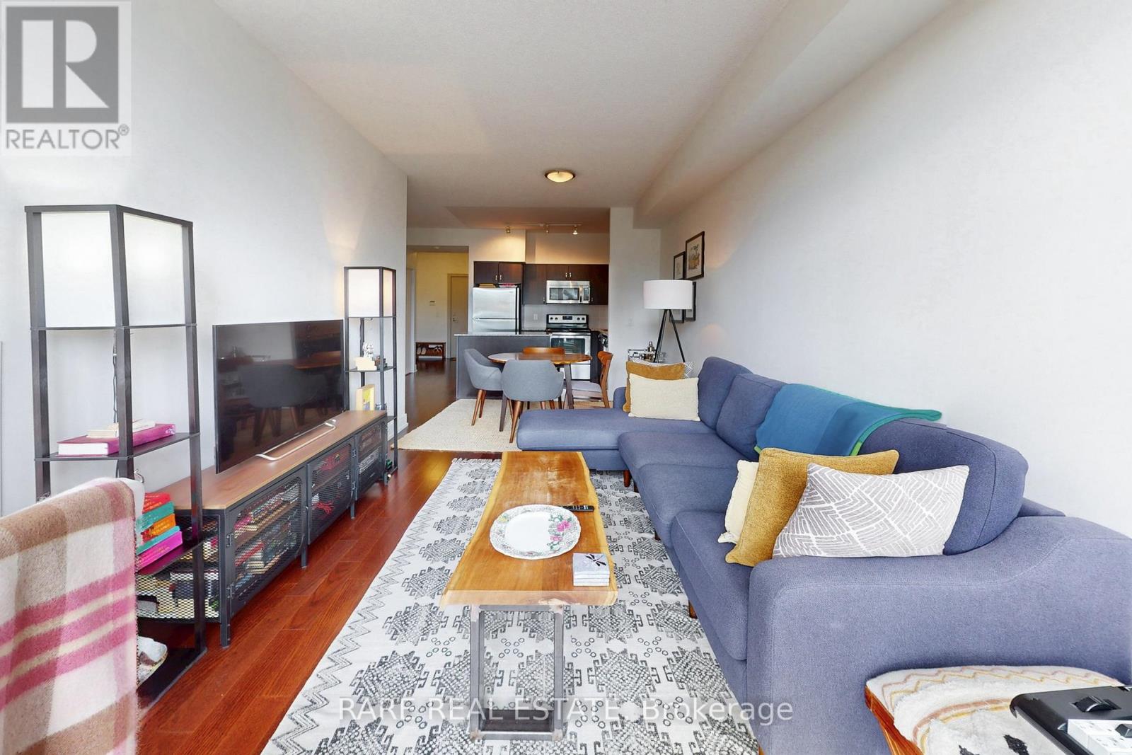 402 - 1638 Bloor Street W, Toronto, Ontario  M6P 0A6 - Photo 8 - W12462583