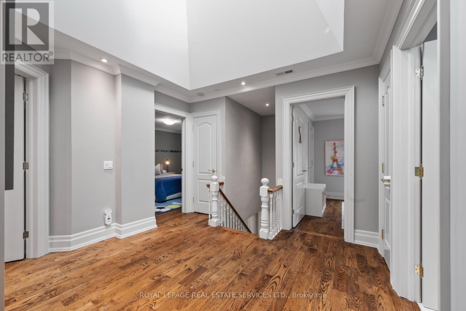 244 The Kingsway, Toronto, Ontario  M9A 3T5 - Photo 20 - W12462585