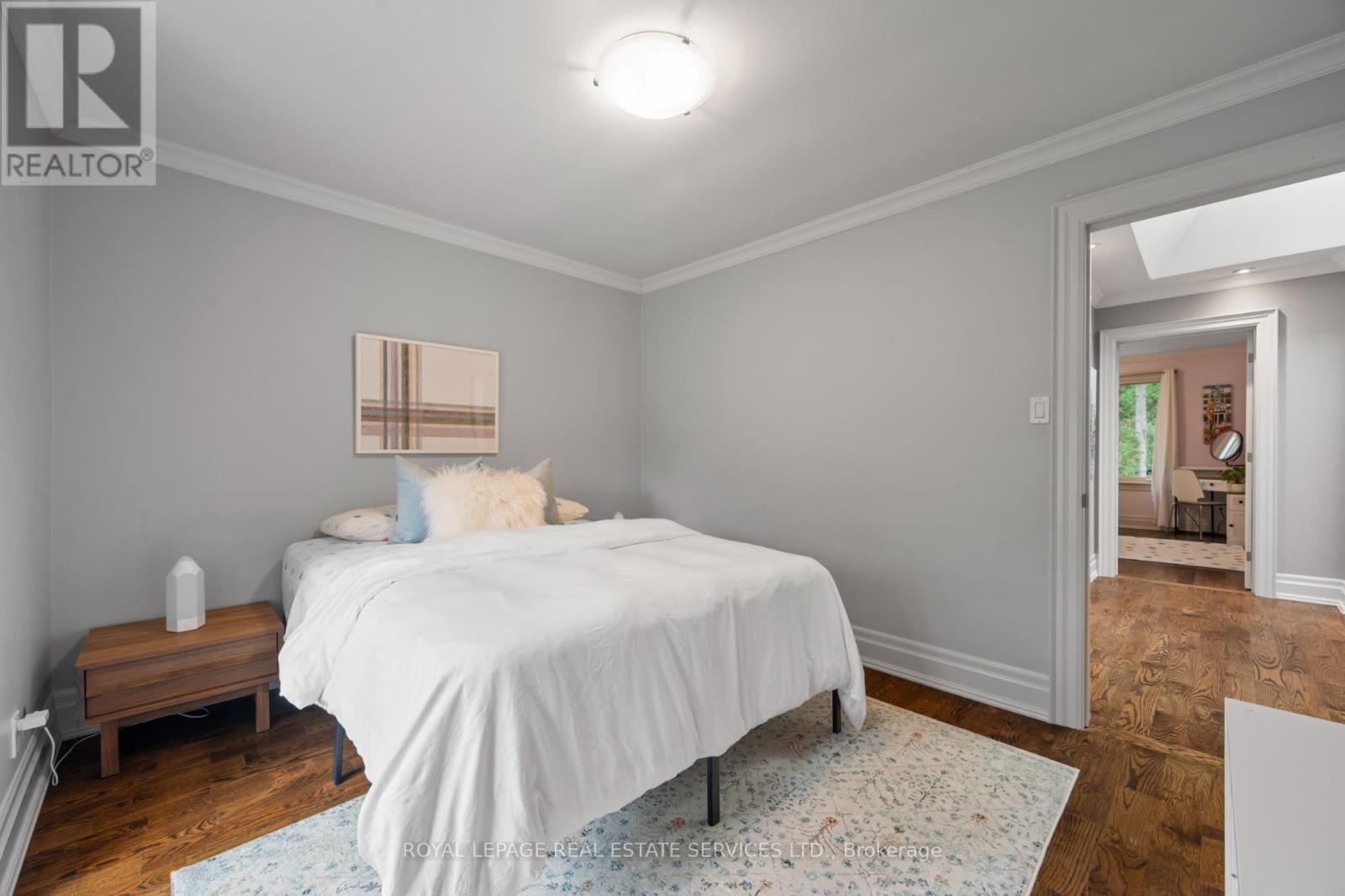 244 The Kingsway, Toronto, Ontario  M9A 3T5 - Photo 27 - W12462585