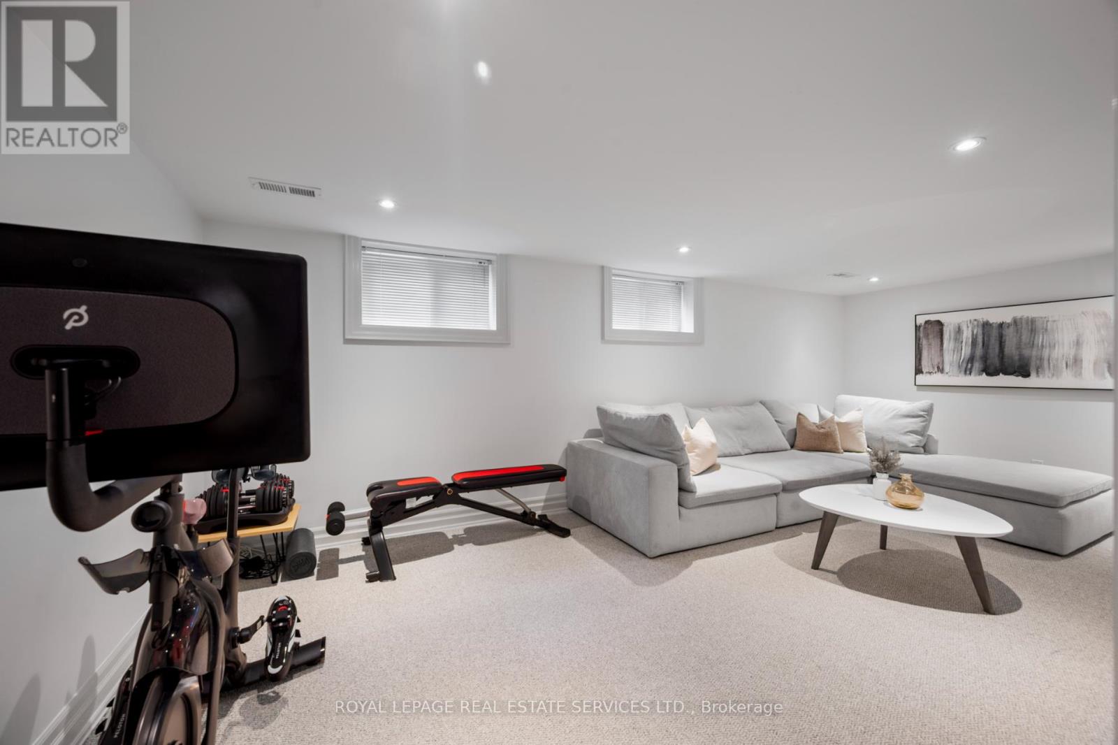 244 The Kingsway, Toronto, Ontario  M9A 3T5 - Photo 33 - W12462585