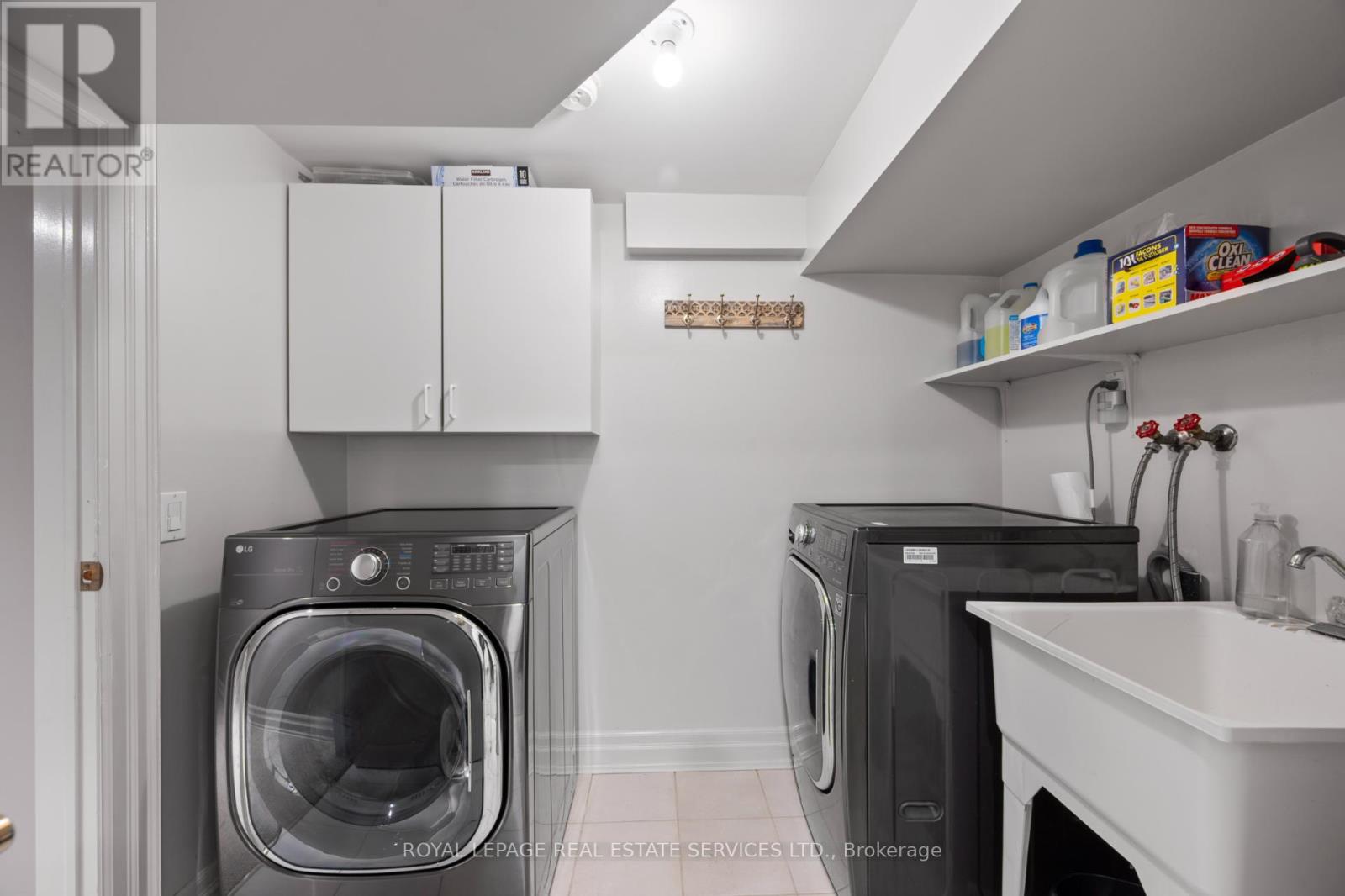 244 The Kingsway, Toronto, Ontario  M9A 3T5 - Photo 37 - W12462585