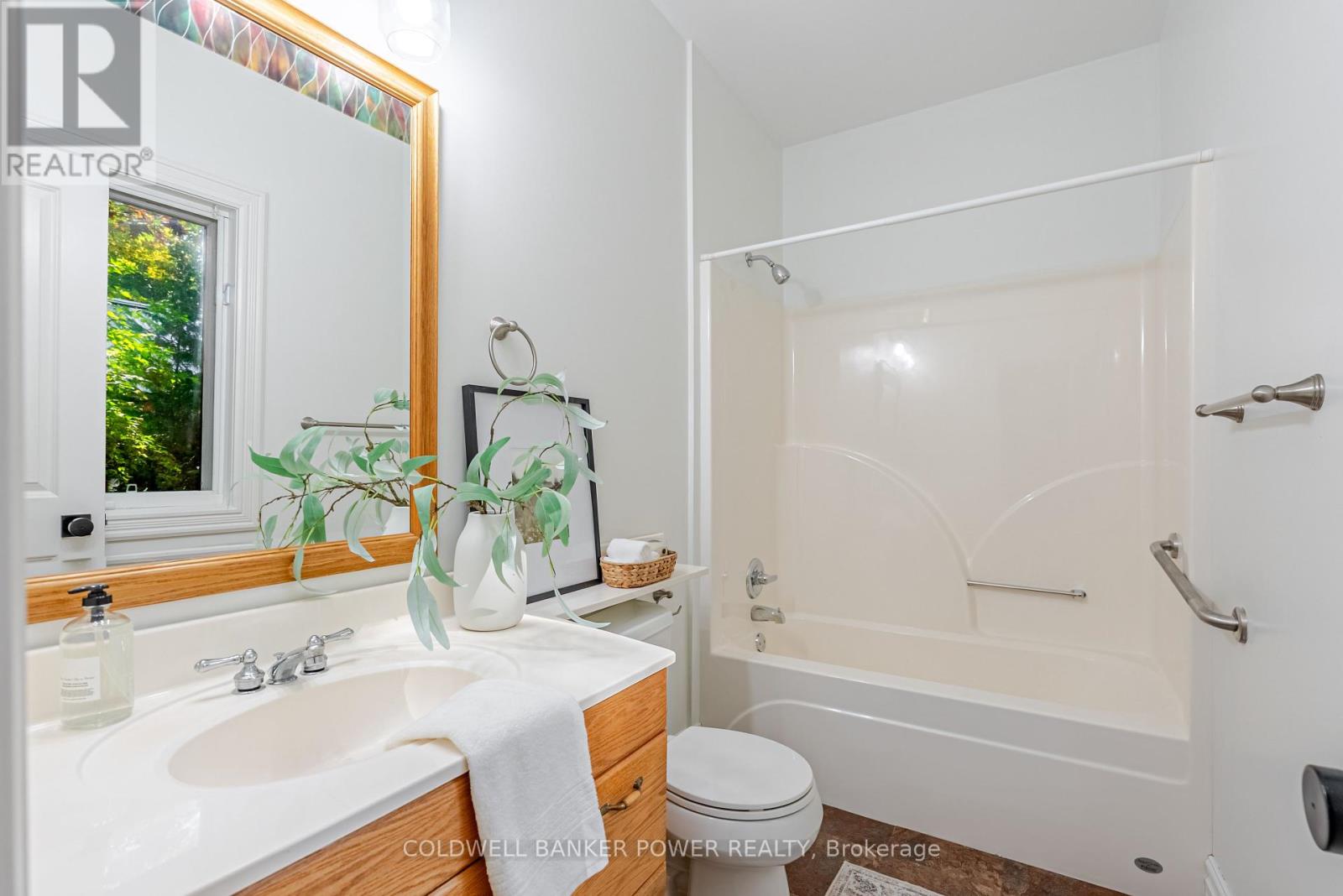 370 Hazel Avenue, London North, Ontario  N6H 3R6 - Photo 17 - X12462627