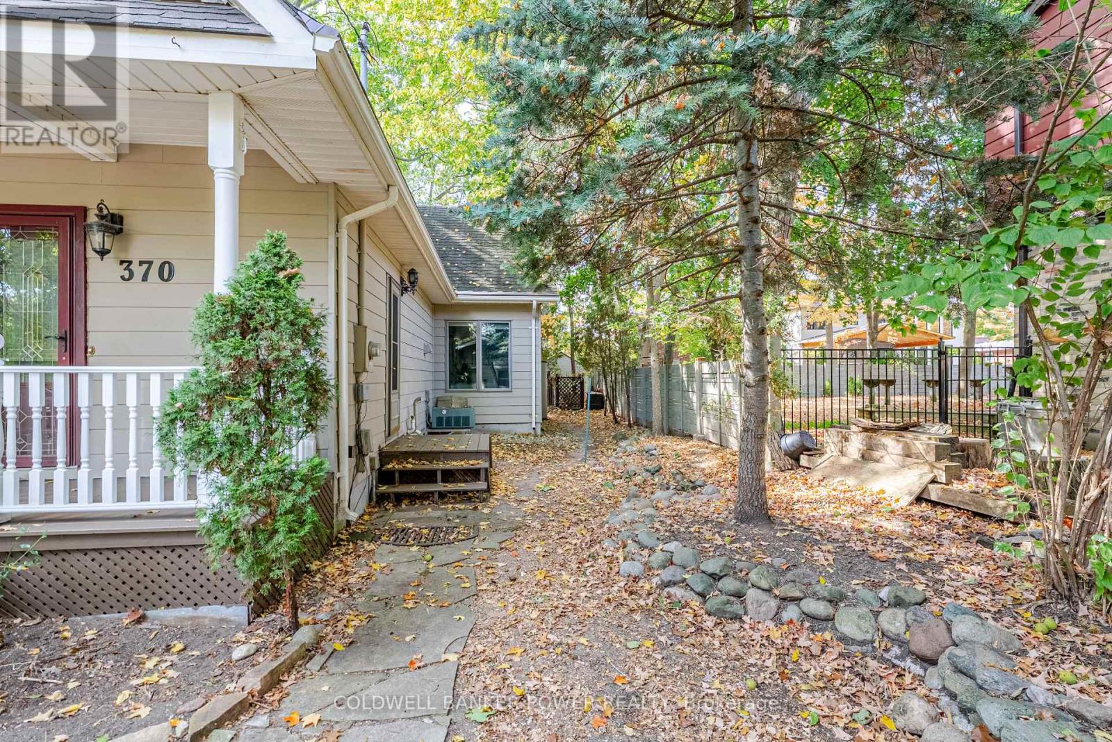 370 Hazel Avenue, London North, Ontario  N6H 3R6 - Photo 38 - X12462627