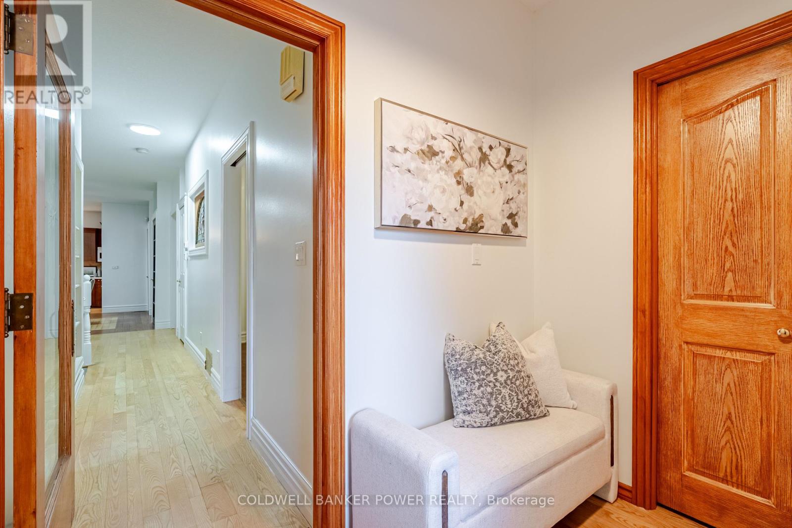 370 Hazel Avenue, London North, Ontario  N6H 3R6 - Photo 5 - X12462627