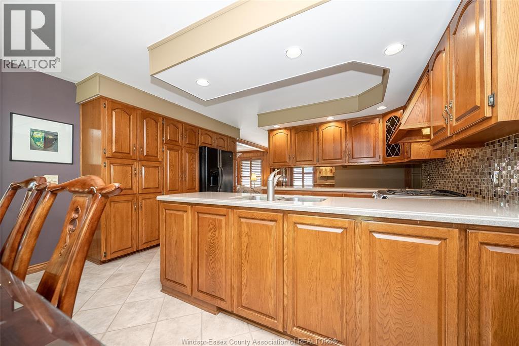 1506 Whitewood, Kingsville, Ontario  N9Y 2V9 - Photo 18 - 25025859