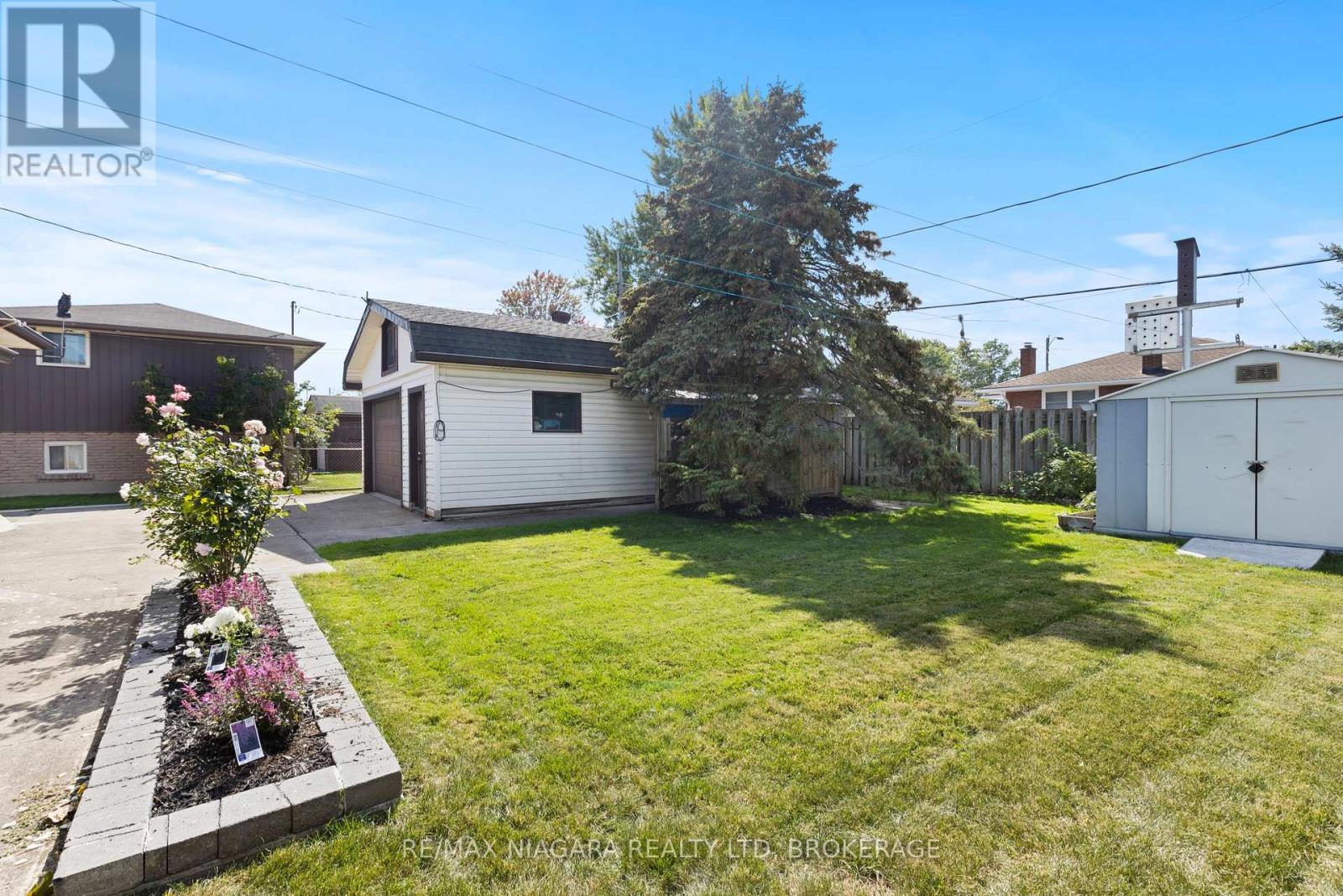 96 Watt Avenue, Welland, Ontario  L3B 1J4 - Photo 33 - X12408490