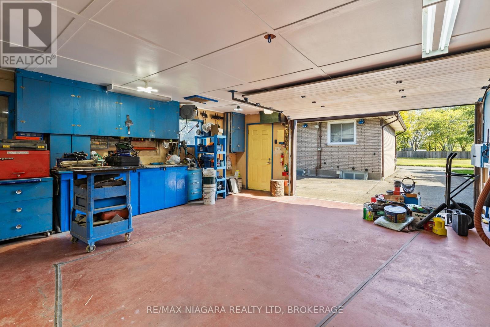 96 Watt Avenue, Welland, Ontario  L3B 1J4 - Photo 32 - X12408490