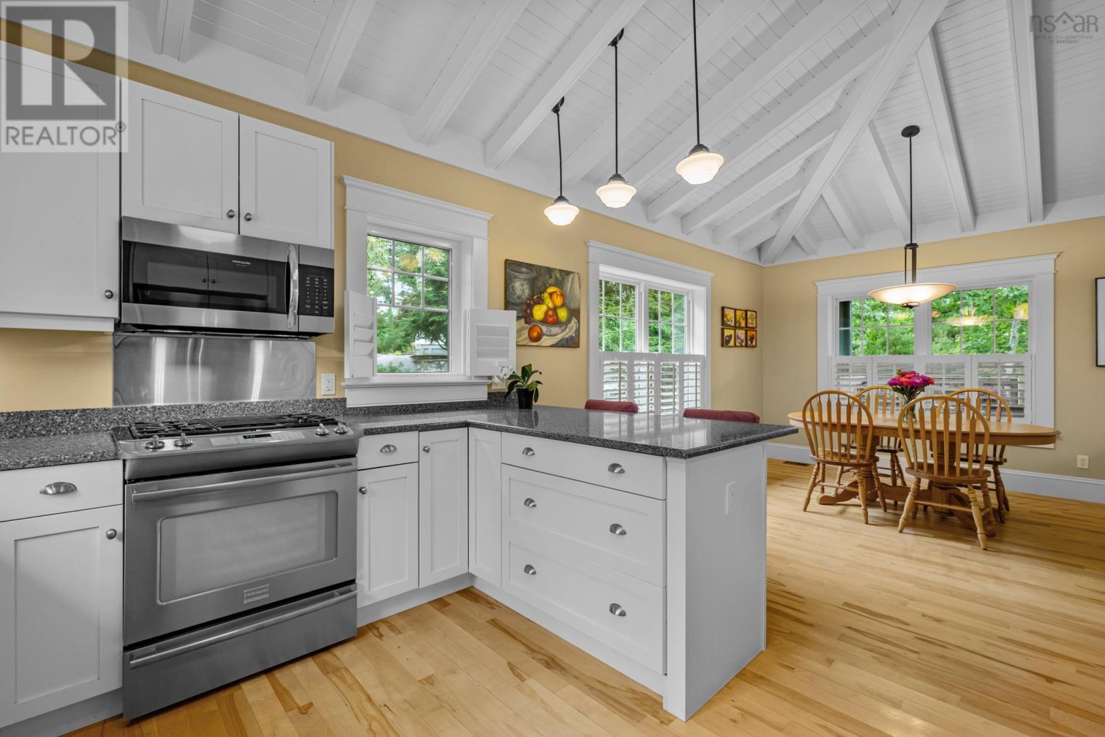 122 Hawthorn Road, Mahone Bay, Nova Scotia  B0J 2E0 - Photo 12 - 202523205