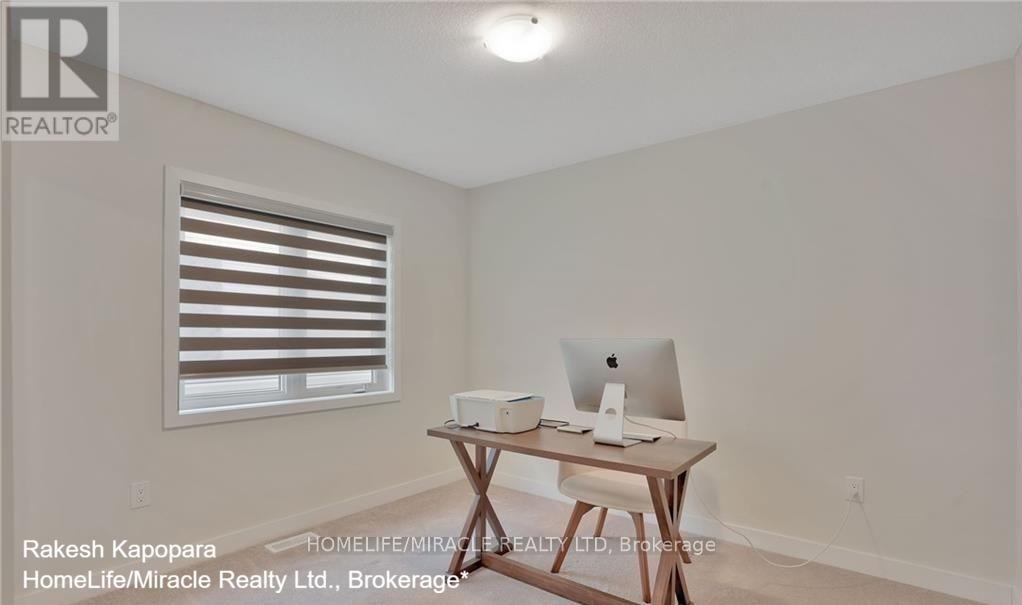 99 Sunflower Crescent, Thorold, Ontario  L3B 0E9 - Photo 13 - X12462505