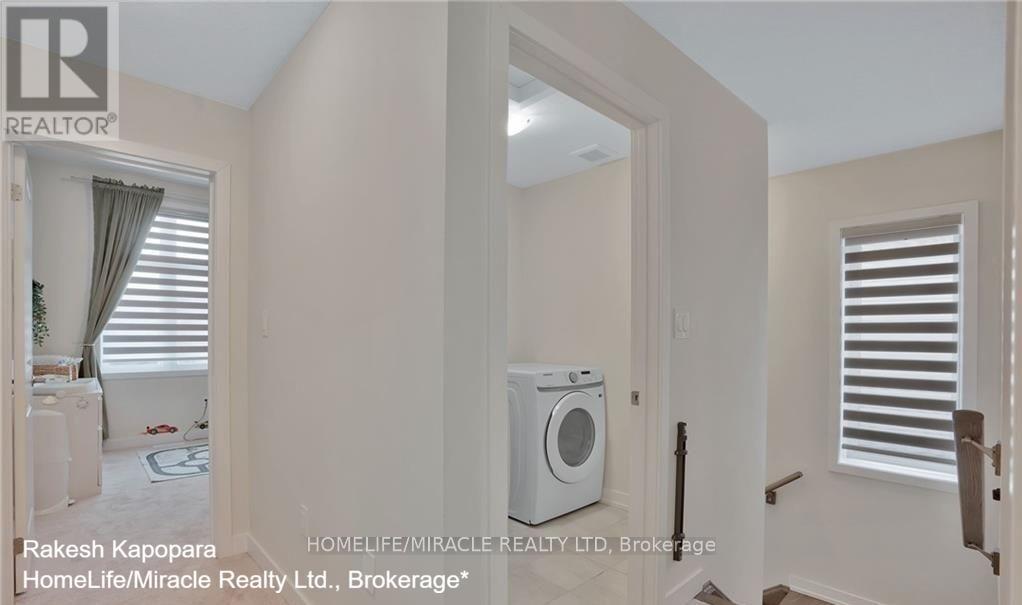 99 Sunflower Crescent, Thorold, Ontario  L3B 0E9 - Photo 20 - X12462505