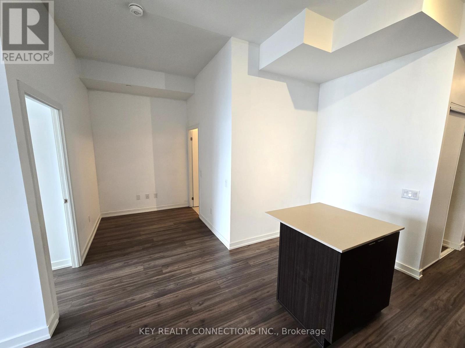 415 - 55 Duke Street W, Kitchener, Ontario  N2X 3H9 - Photo 11 - X12462506