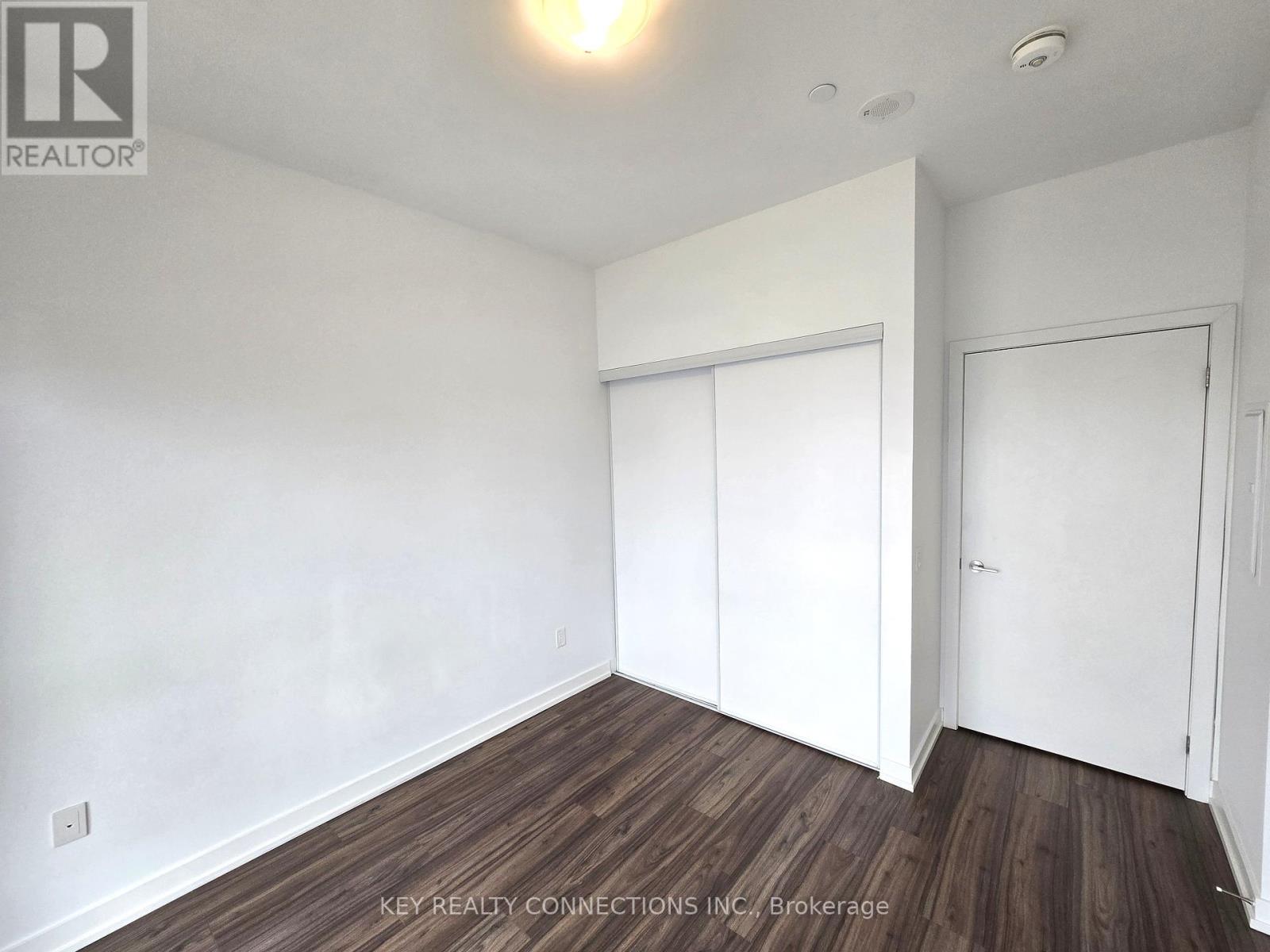 415 - 55 Duke Street W, Kitchener, Ontario  N2X 3H9 - Photo 17 - X12462506
