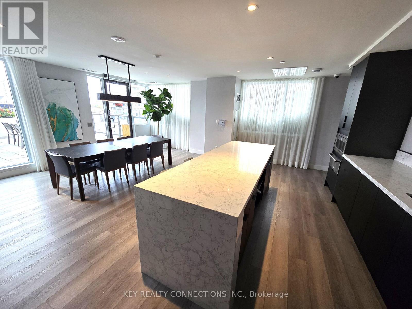 415 - 55 Duke Street W, Kitchener, Ontario  N2X 3H9 - Photo 24 - X12462506