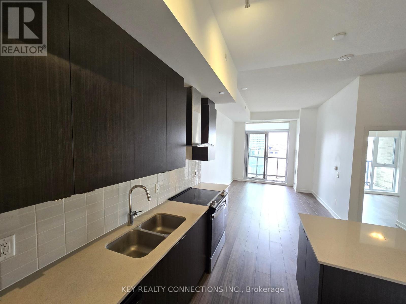 415 - 55 Duke Street W, Kitchener, Ontario  N2X 3H9 - Photo 7 - X12462506