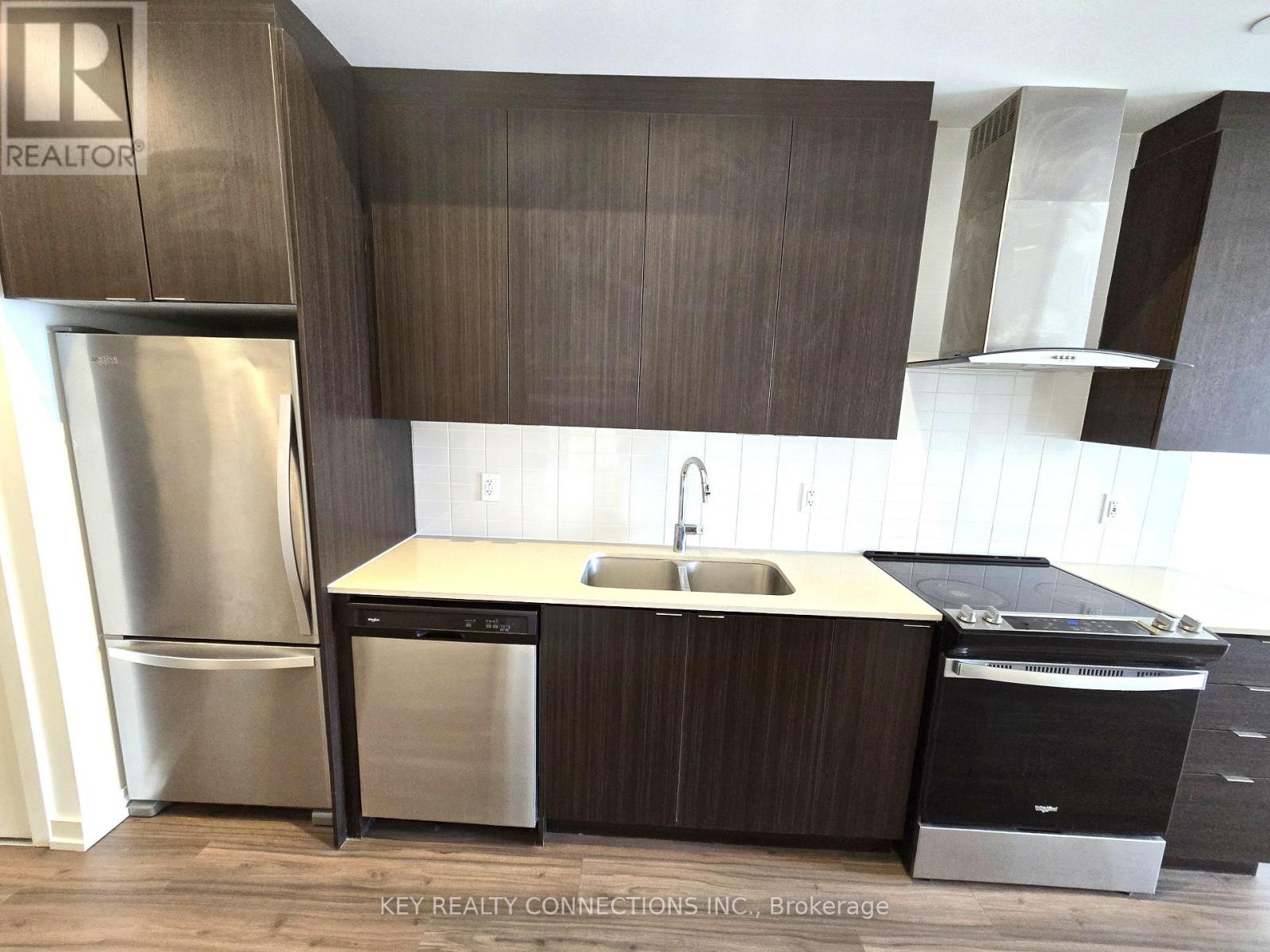 415 - 55 Duke Street W, Kitchener, Ontario  N2X 3H9 - Photo 8 - X12462506