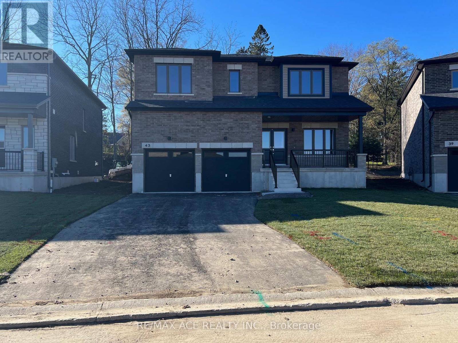 43 TULIP CRESCENT N, Norfolk, Ontario