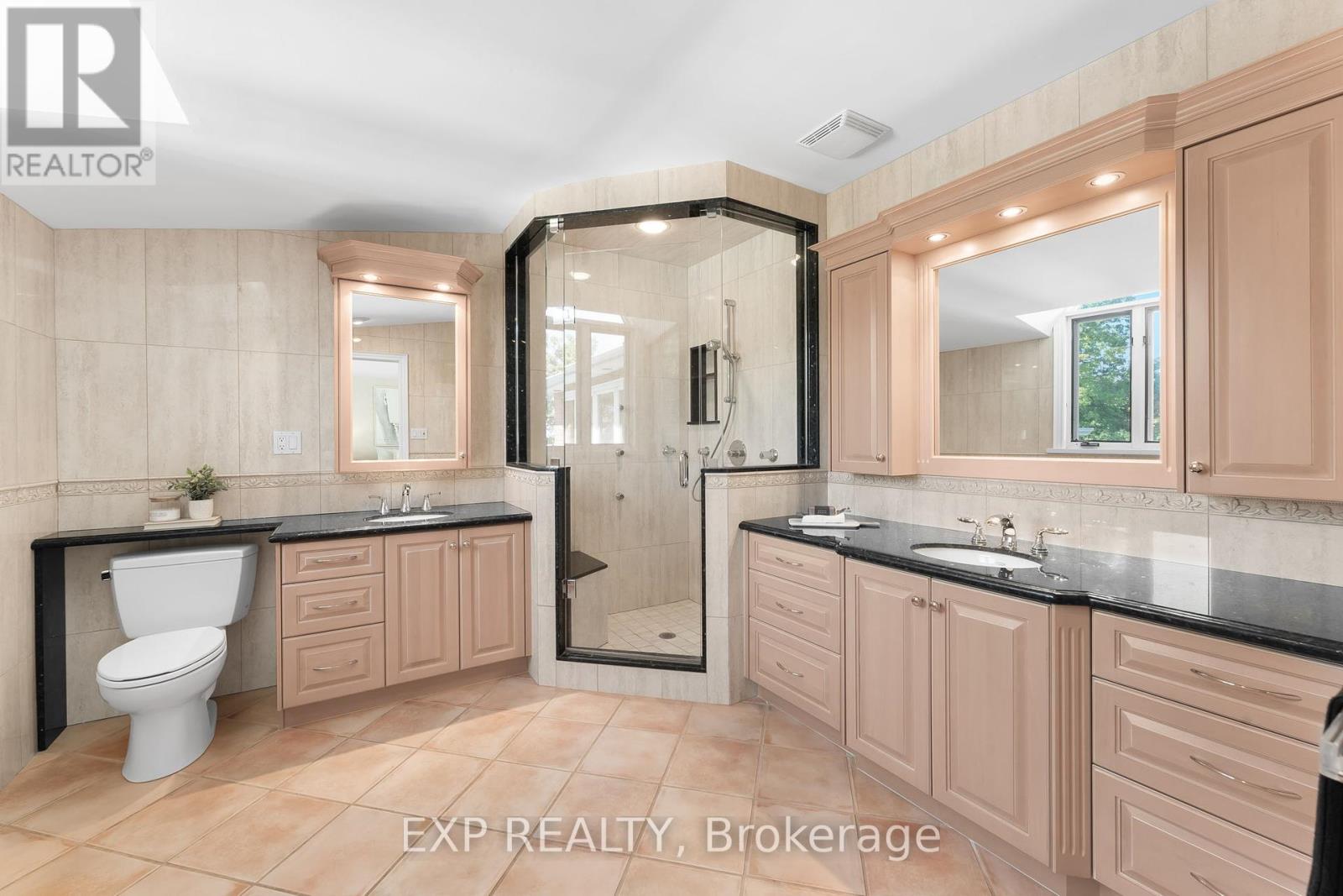 887 Montgomery Drive, Hamilton, Ontario  L9G 3H6 - Photo 28 - X12462527