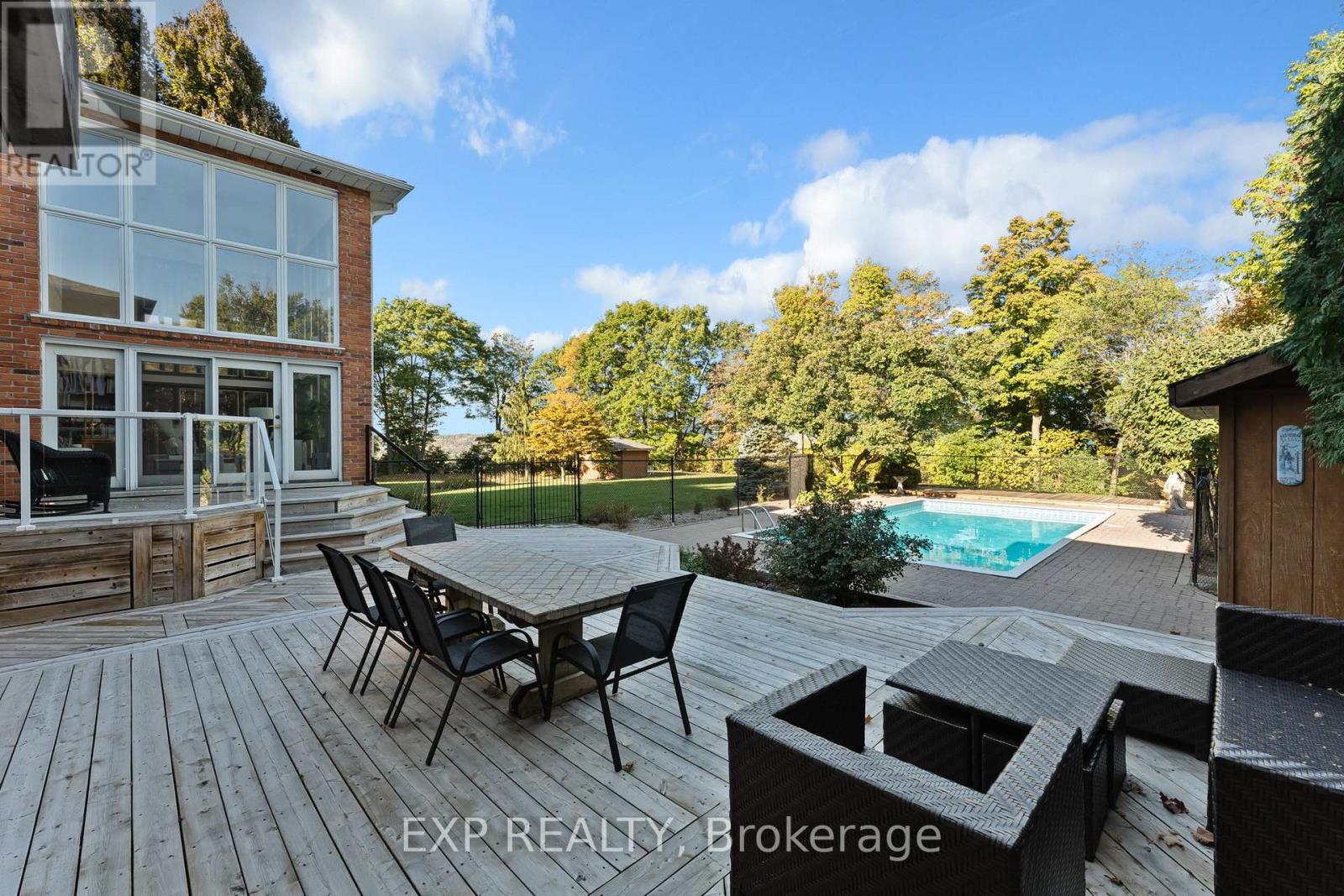 887 Montgomery Drive, Hamilton, Ontario  L9G 3H6 - Photo 33 - X12462527
