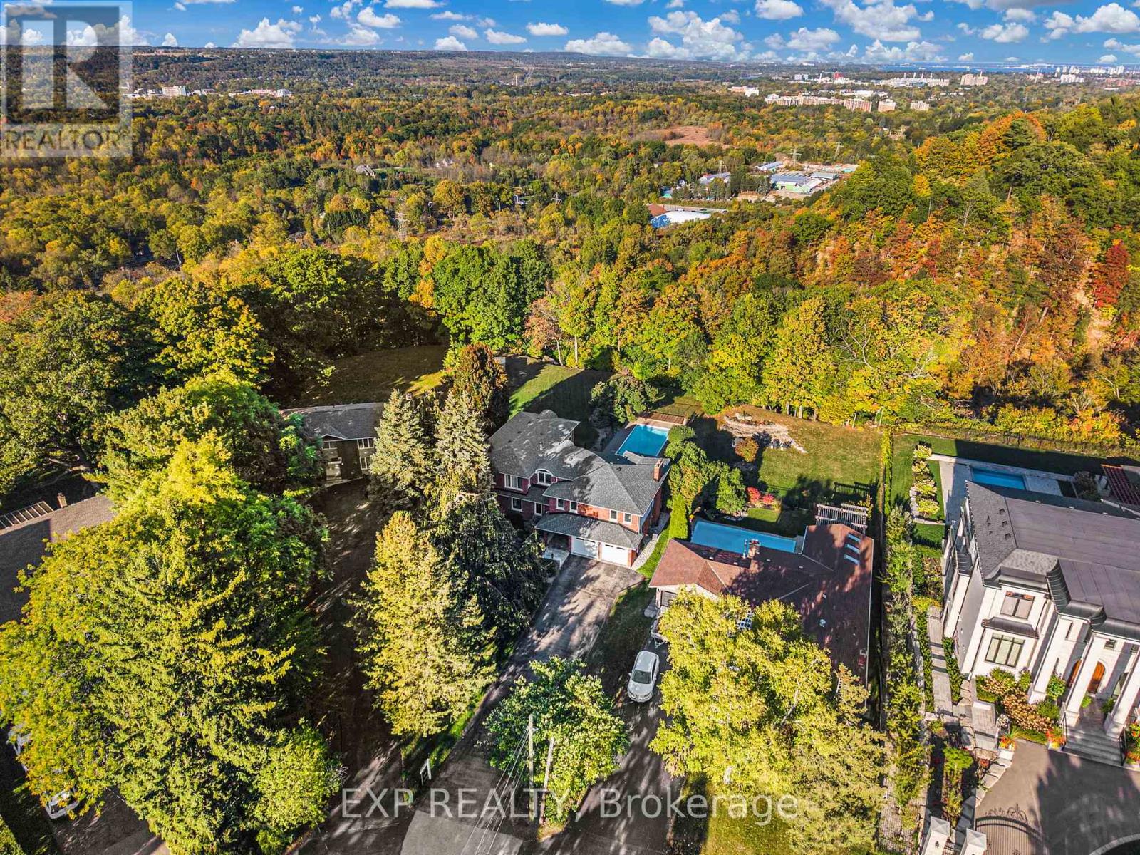887 Montgomery Drive, Hamilton, Ontario  L9G 3H6 - Photo 36 - X12462527