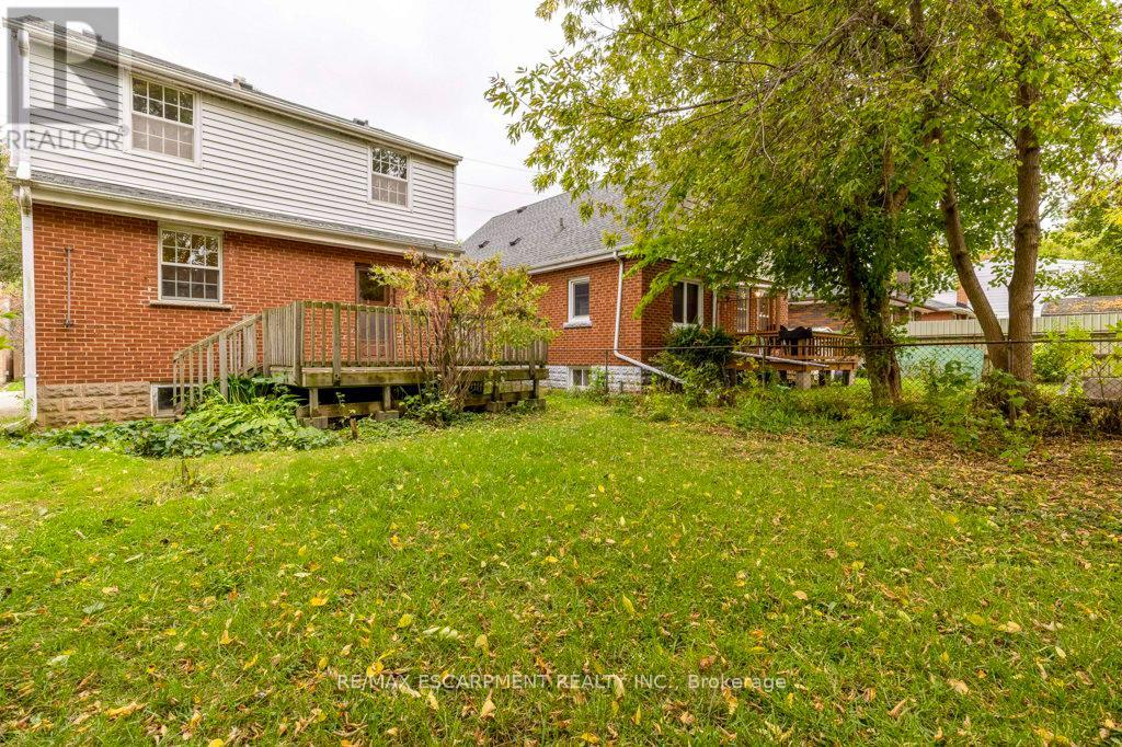 144 Whitney Avenue, Hamilton, Ontario  L8S 2G7 - Photo 38 - X12462533