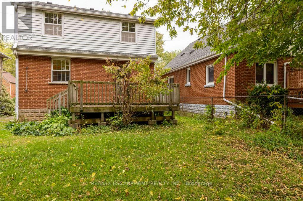 144 Whitney Avenue, Hamilton, Ontario  L8S 2G7 - Photo 39 - X12462533