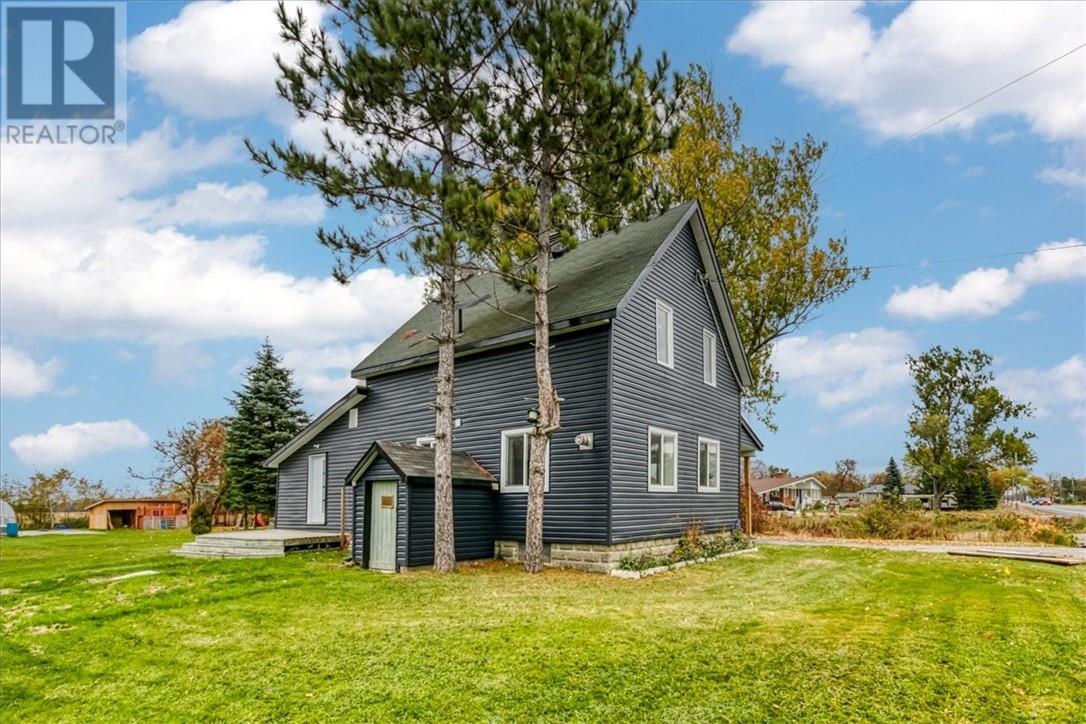 2906 Main Street, Blezard Valley, Ontario  P0M 1E0 - Photo 2 - 2125226