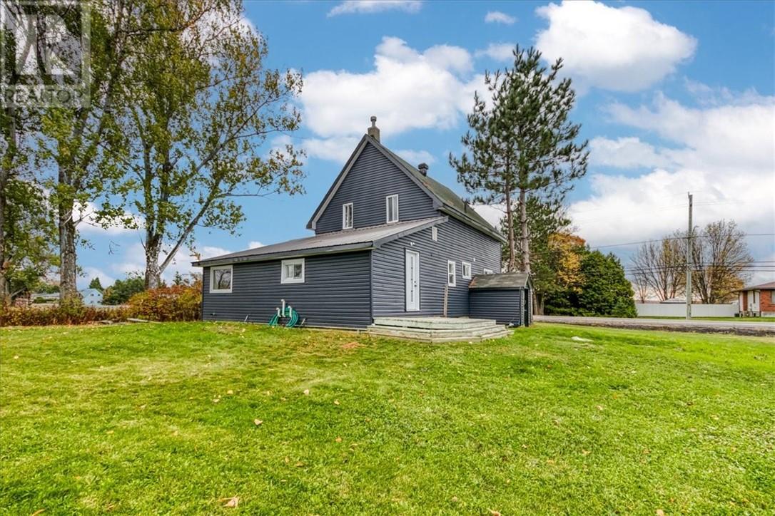 2906 Main Street, Blezard Valley, Ontario  P0M 1E0 - Photo 4 - 2125226