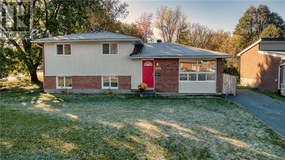 1649 Briar Avenue, Greater Sudbury, Ontario  P3A 4H9 - Photo 2 - 2125195