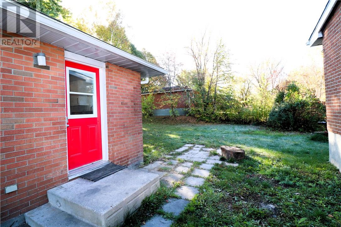 1649 Briar Avenue, Greater Sudbury, Ontario  P3A 4H9 - Photo 33 - 2125195