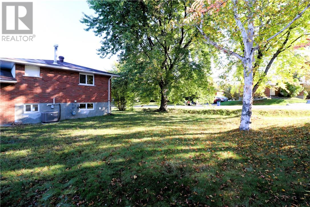 1649 Briar Avenue, Greater Sudbury, Ontario  P3A 4H9 - Photo 35 - 2125195