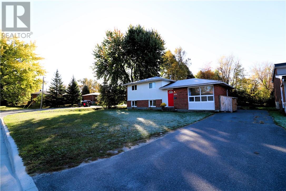 1649 Briar Avenue, Greater Sudbury, Ontario  P3A 4H9 - Photo 6 - 2125195