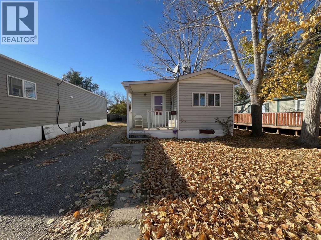 19, 400 1 Street SE, Linden, Alberta