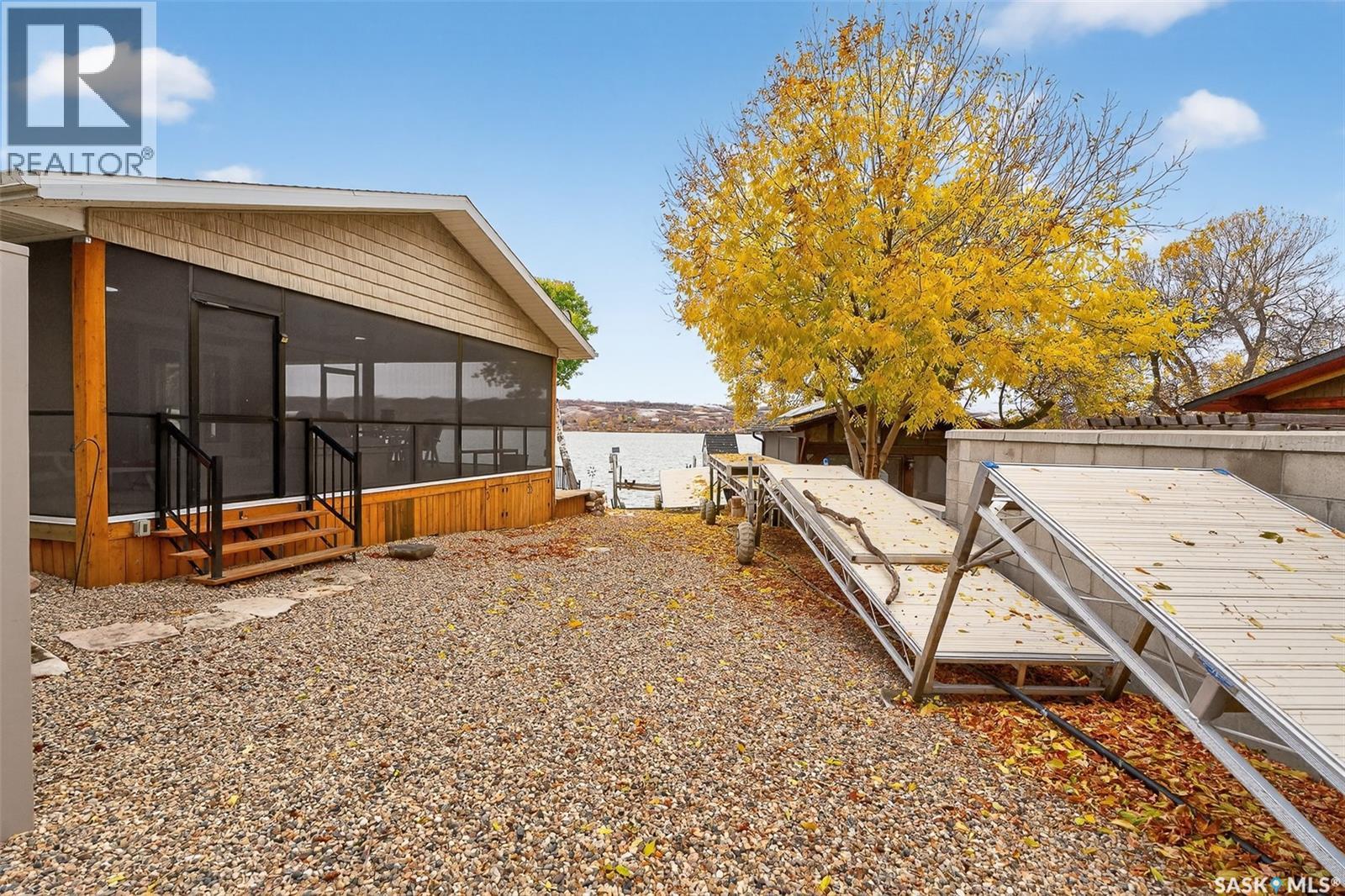 367 Daniel Drive, North Grove, Saskatchewan  S6H 4P4 - Photo 3 - SK020747
