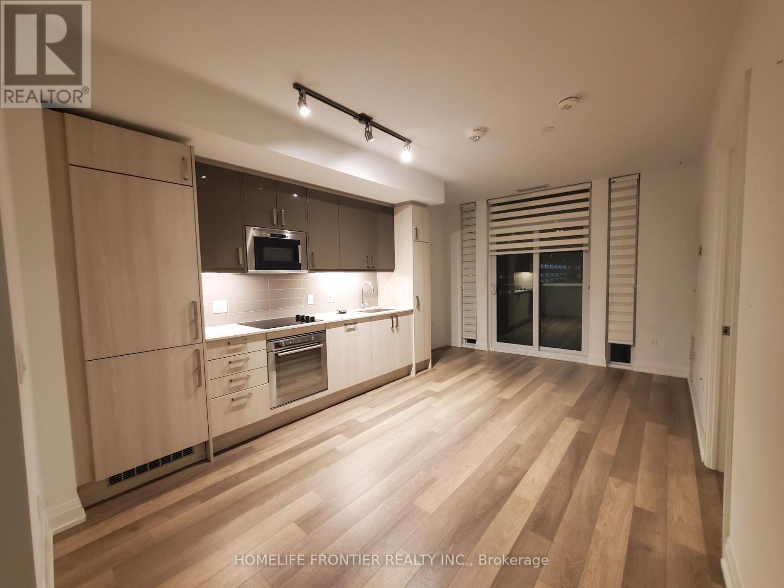 412 - 77 Mutual Street, Toronto, Ontario  M5B 2A9 - Photo 2 - C12462596