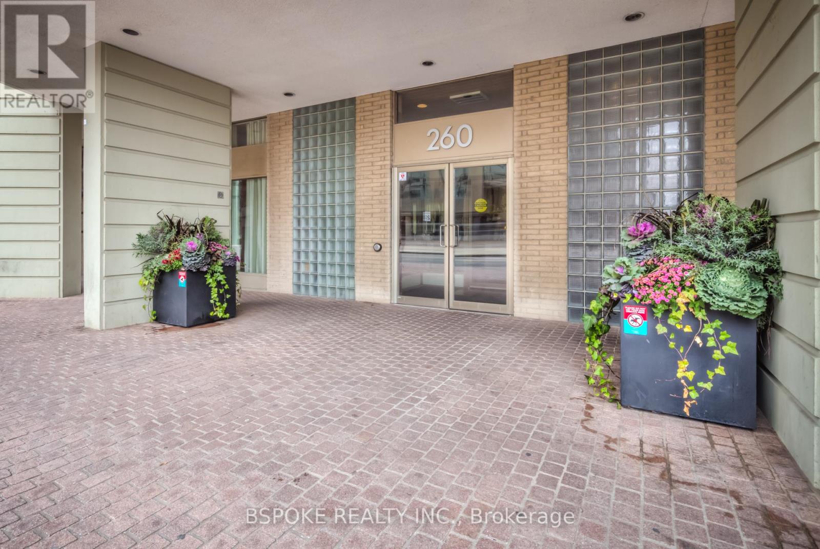 804 - 260 Queens Quay W, Toronto, Ontario  M5J 2N3 - Photo 14 - C12462649