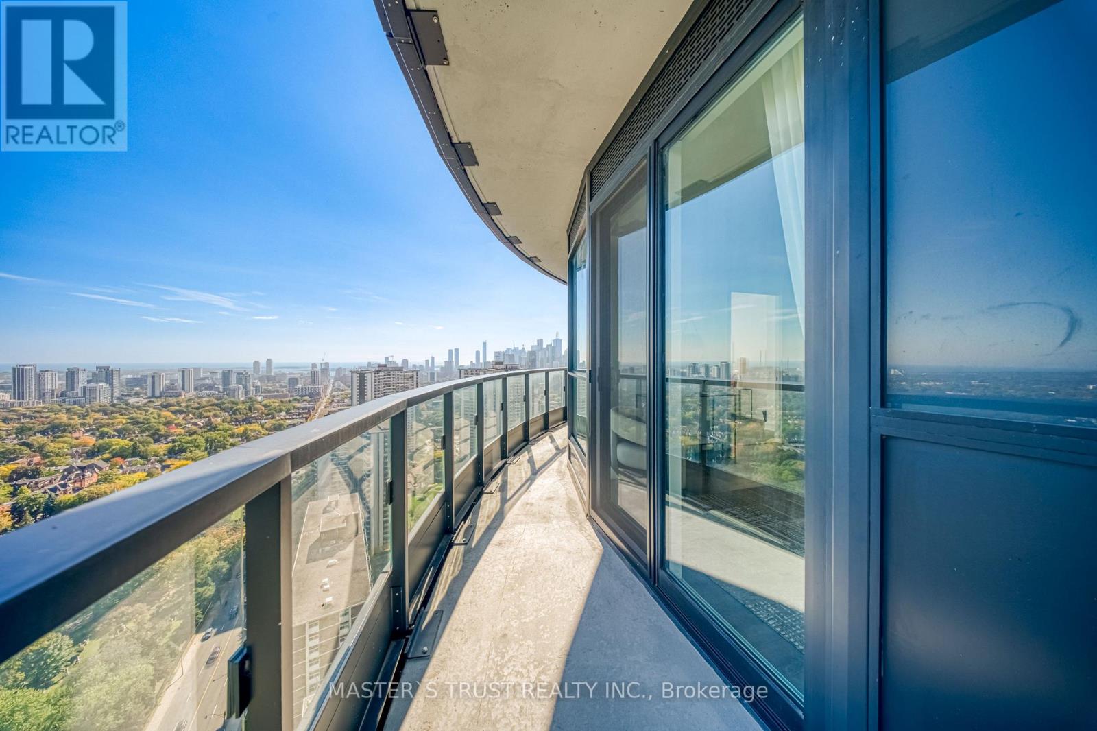 3218 - 585 Bloor Street E, Toronto, Ontario  M4W 0B3 - Photo 32 - C12462666