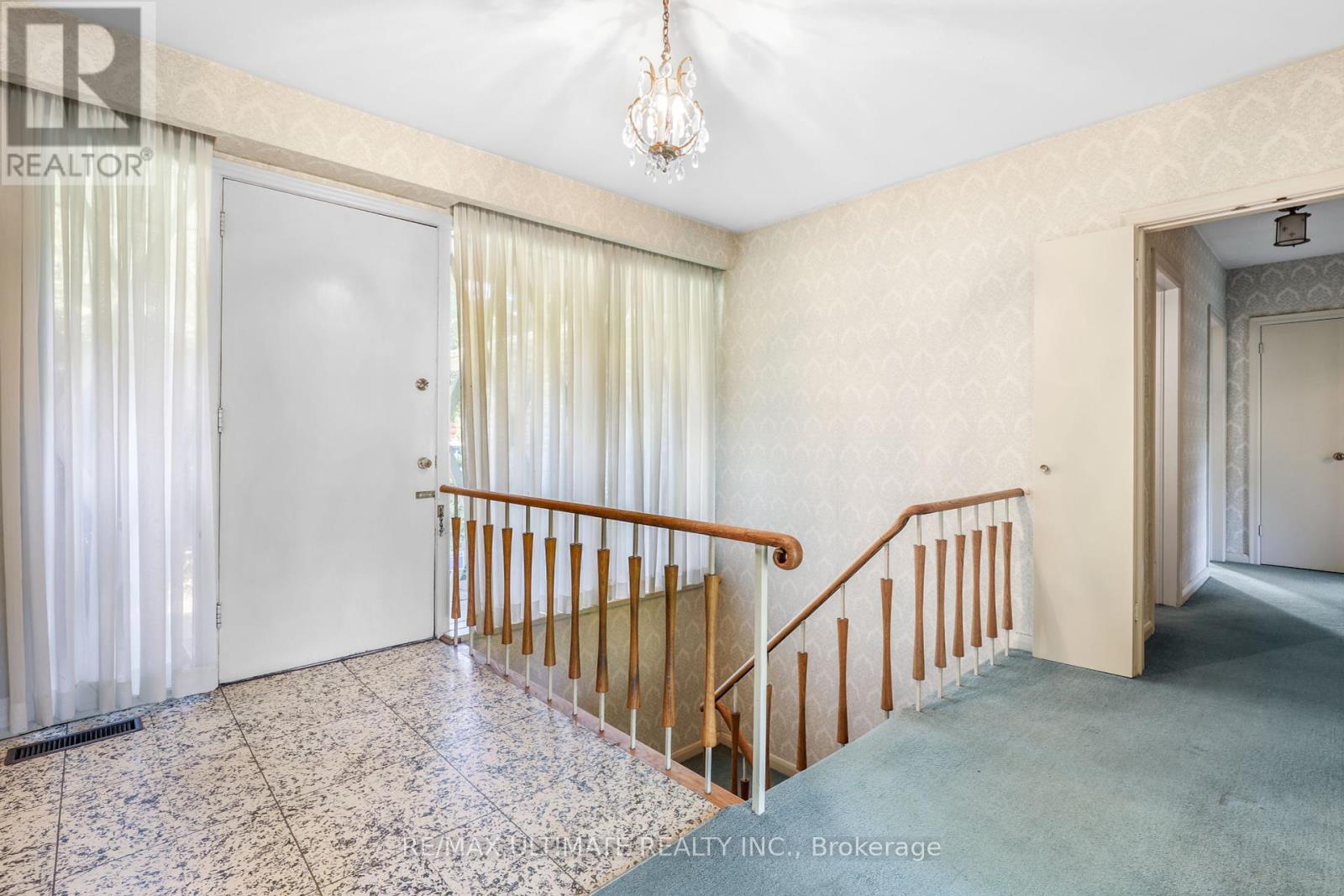 92 Banbury Road, Toronto, Ontario  M3B 2L3 - Photo 18 - C12462692
