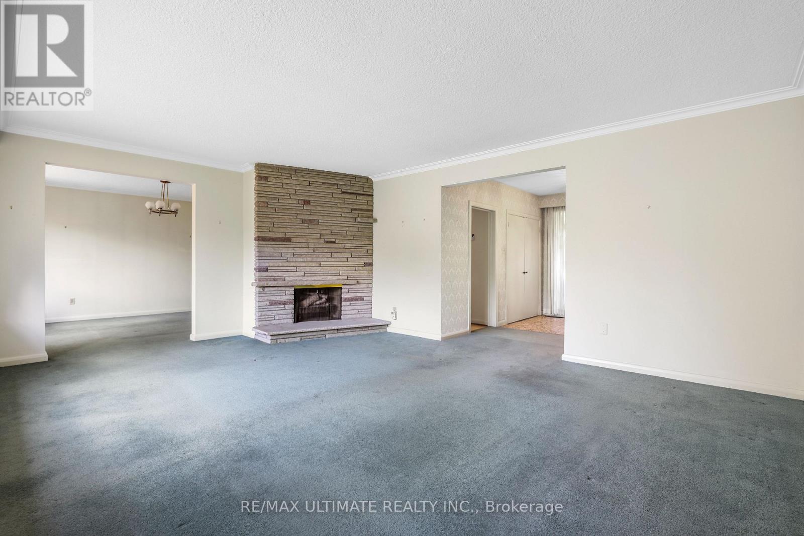 92 Banbury Road, Toronto, Ontario  M3B 2L3 - Photo 6 - C12462692