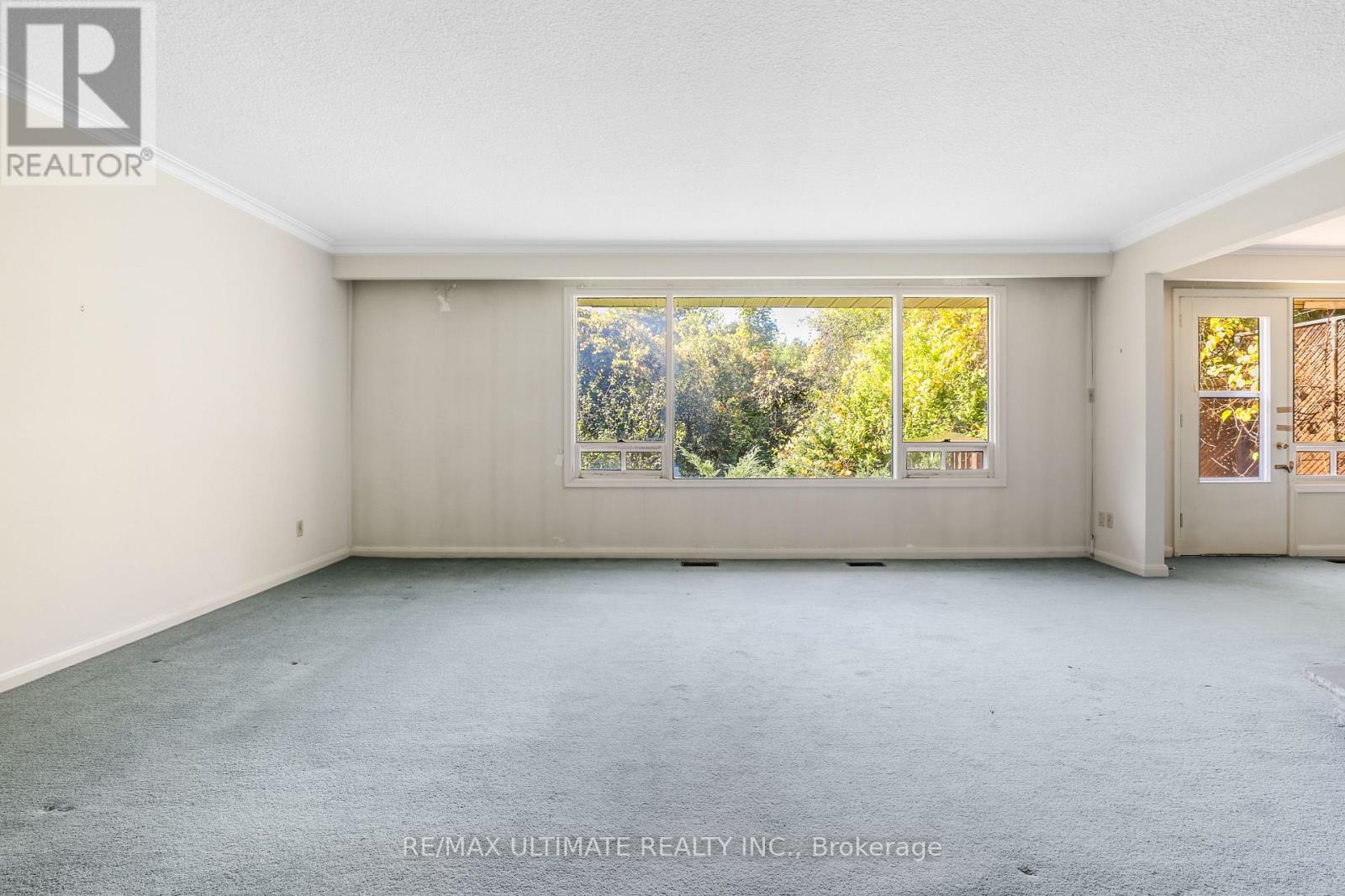 92 Banbury Road, Toronto, Ontario  M3B 2L3 - Photo 7 - C12462692