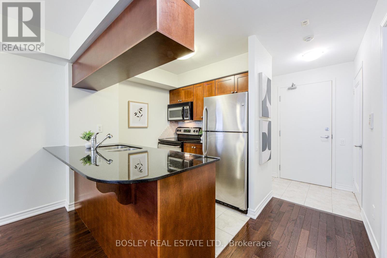 306 - 60 St. Clair Avenue W, Toronto, Ontario  M4V 1M1 - Photo 10 - C12462694
