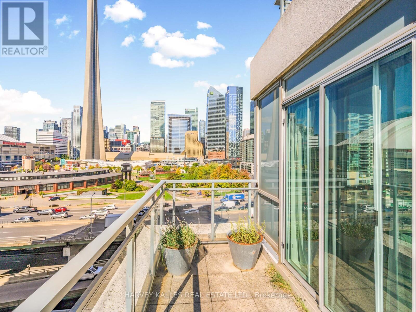 1115 - 228 Queens Quay W, Toronto, Ontario  M5J 2X1 - Photo 21 - C12462699