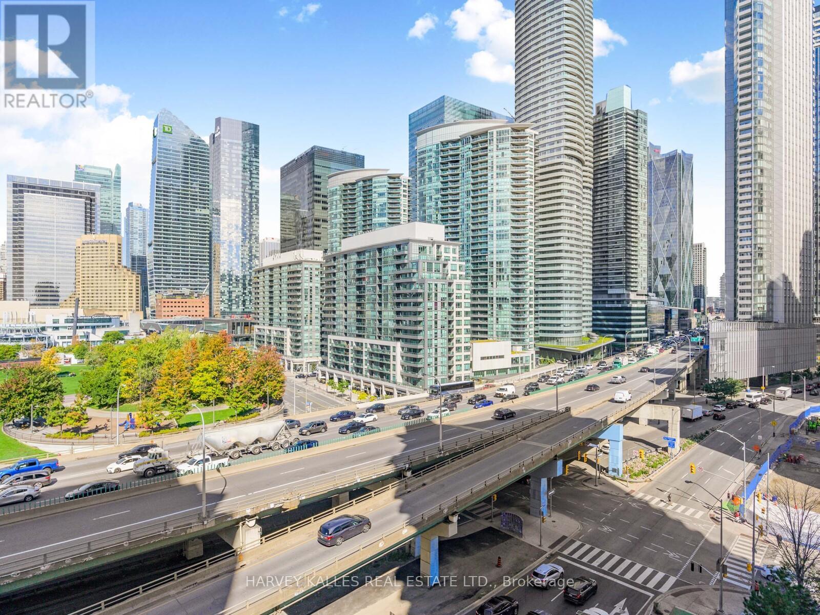 1115 - 228 Queens Quay W, Toronto, Ontario  M5J 2X1 - Photo 24 - C12462699