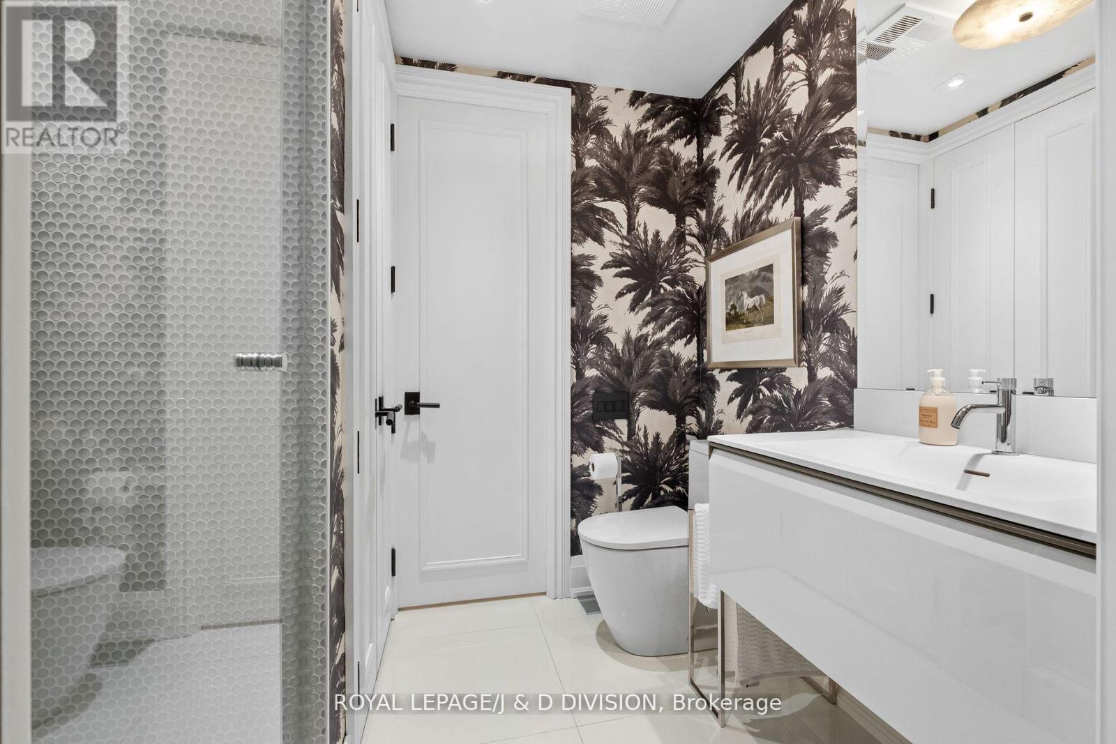 301 - 20 Scrivener Square, Toronto, Ontario  M4W 3X9 - Photo 36 - C12462730