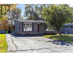 9 Creery AVE, Sault Ste. Marie, Ontario