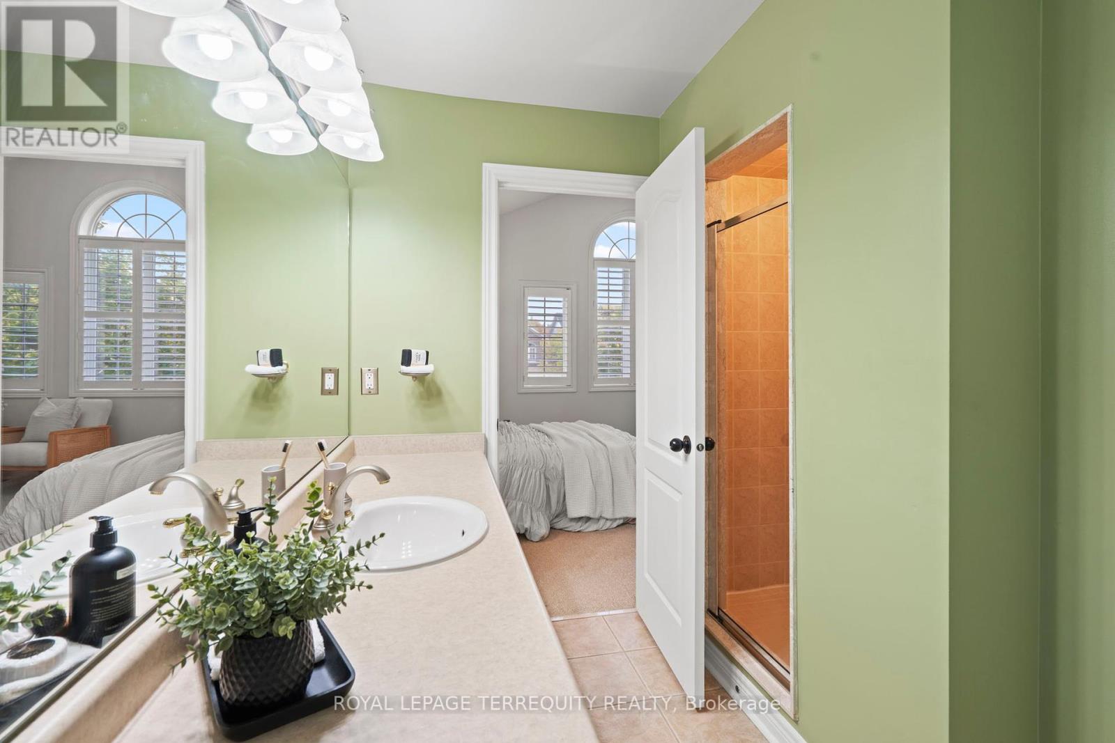 12 Kenilworth Crescent, Whitby, Ontario  L1M 2M7 - Photo 28 - E12454413