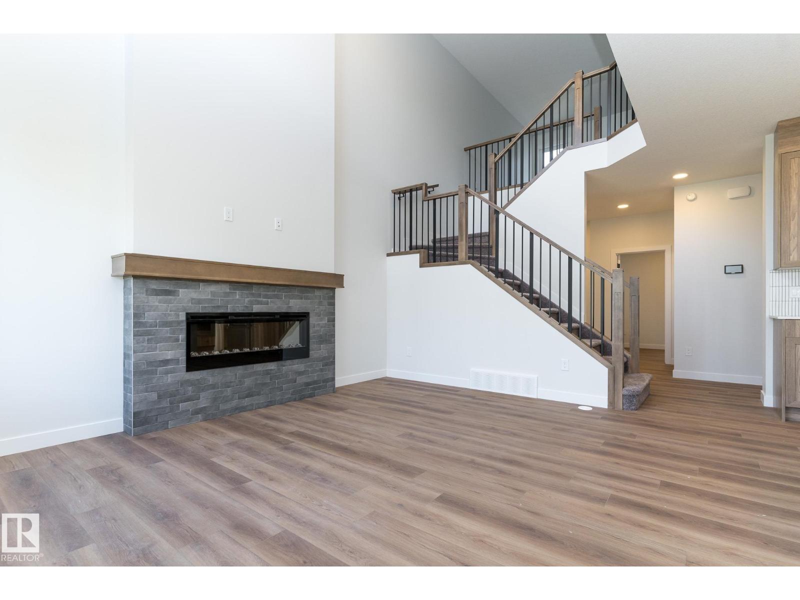 2504 158 St Sw, Edmonton, Alberta  T6W 5P6 - Photo 3 - E4449608