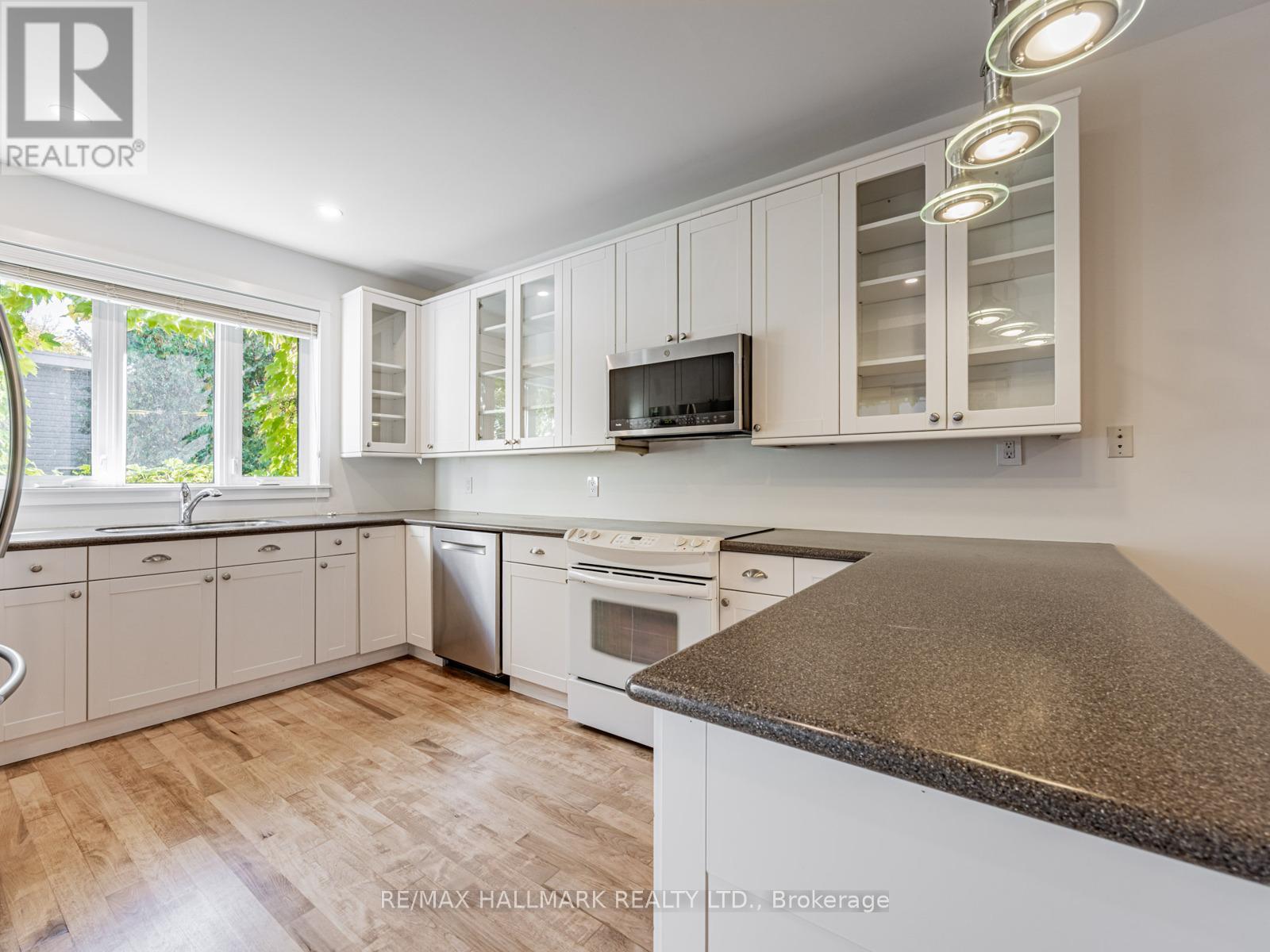 97 Woodycrest Avenue, Toronto, Ontario  M4J 3B1 - Photo 9 - E12462720