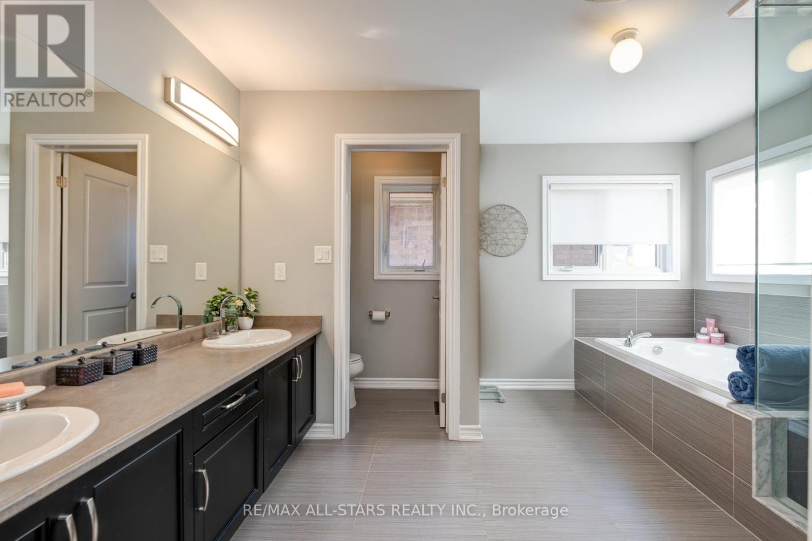 45 Jarrow Crescent, Whitby, Ontario  L1M 0H2 - Photo 34 - E12462751