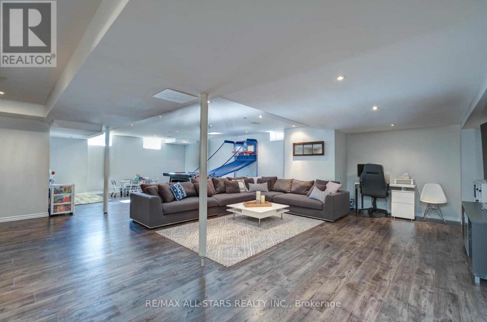45 Jarrow Crescent, Whitby, Ontario  L1M 0H2 - Photo 37 - E12462751