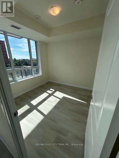 709 - 3260 Sheppard Avenue E, Toronto, Ontario  M1T 3K3 - Photo 9 - E12462773